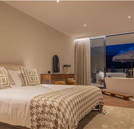 Selection of 5 bedroom seafront villas with pool on Ciovo near Trogir, sleeps 10